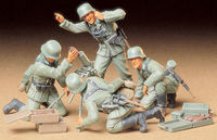 German Infantry Mortar Team - Image 1