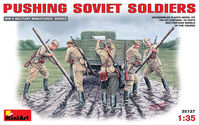 Pushing Soviet Soldiers (1939-1945) - Image 1